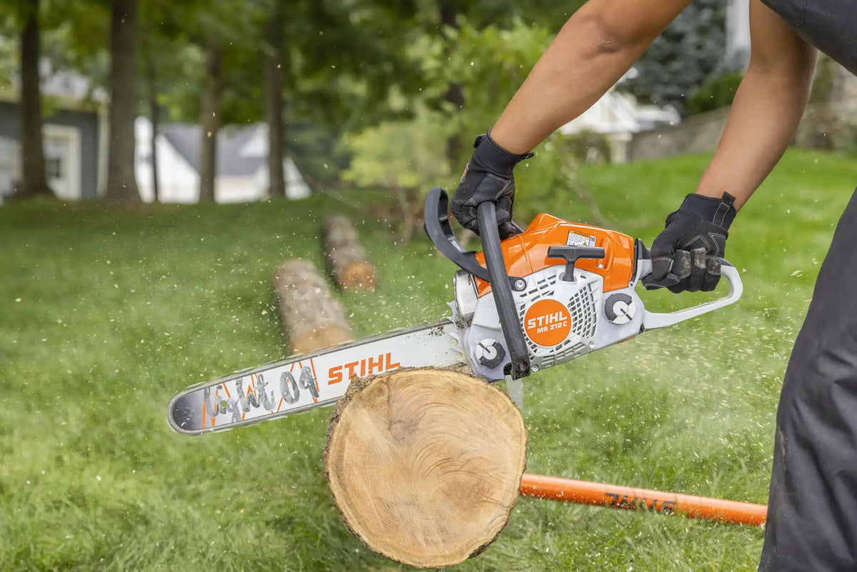 MS 212 Gasoline Chainsaw